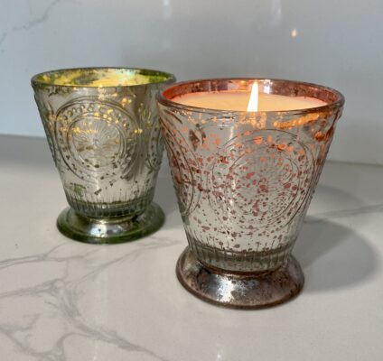 Himalayan Handmade Candles Fleur de Lys Pink and Green